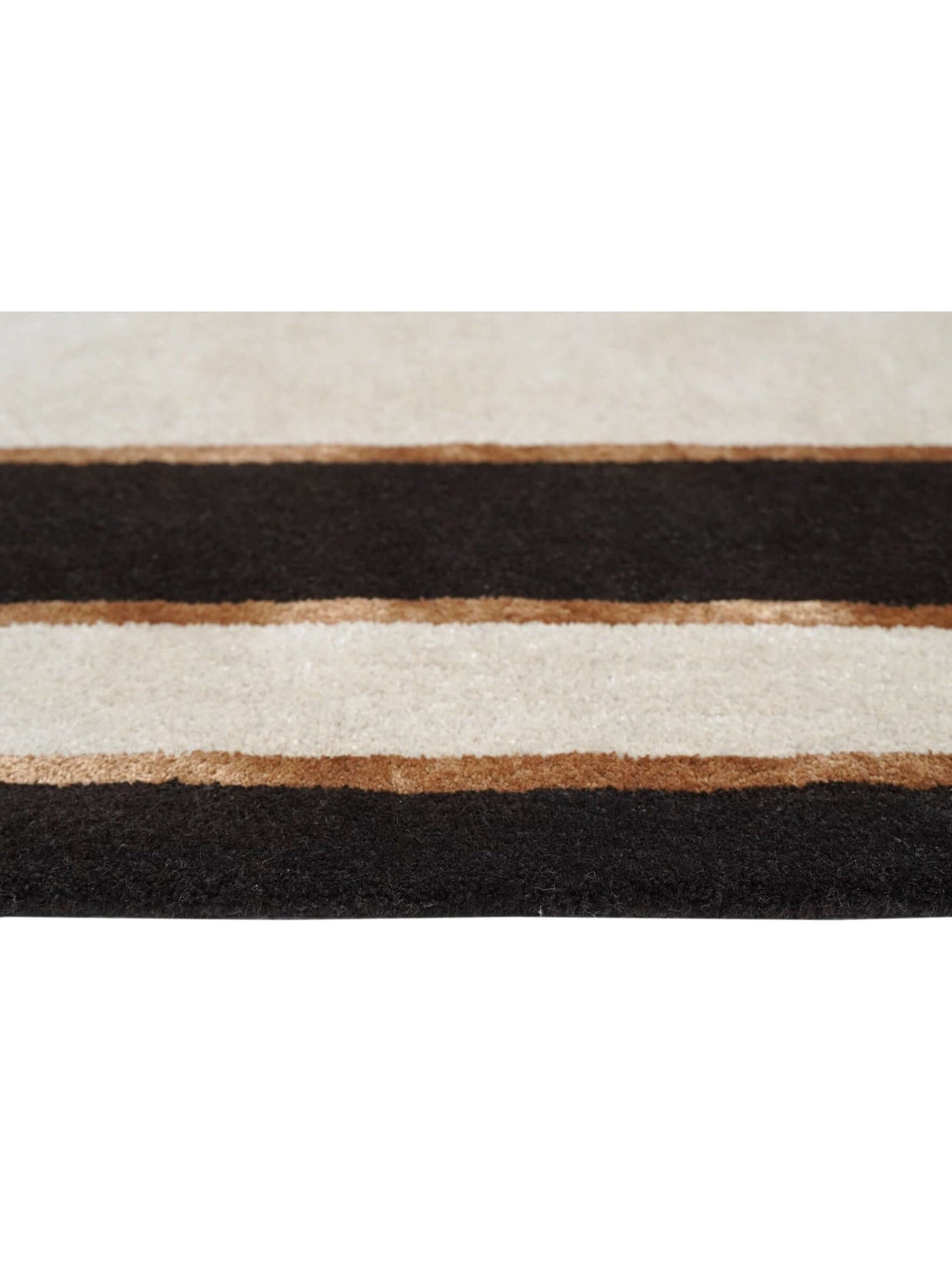 B O R D E R S - O F F  W H I T E