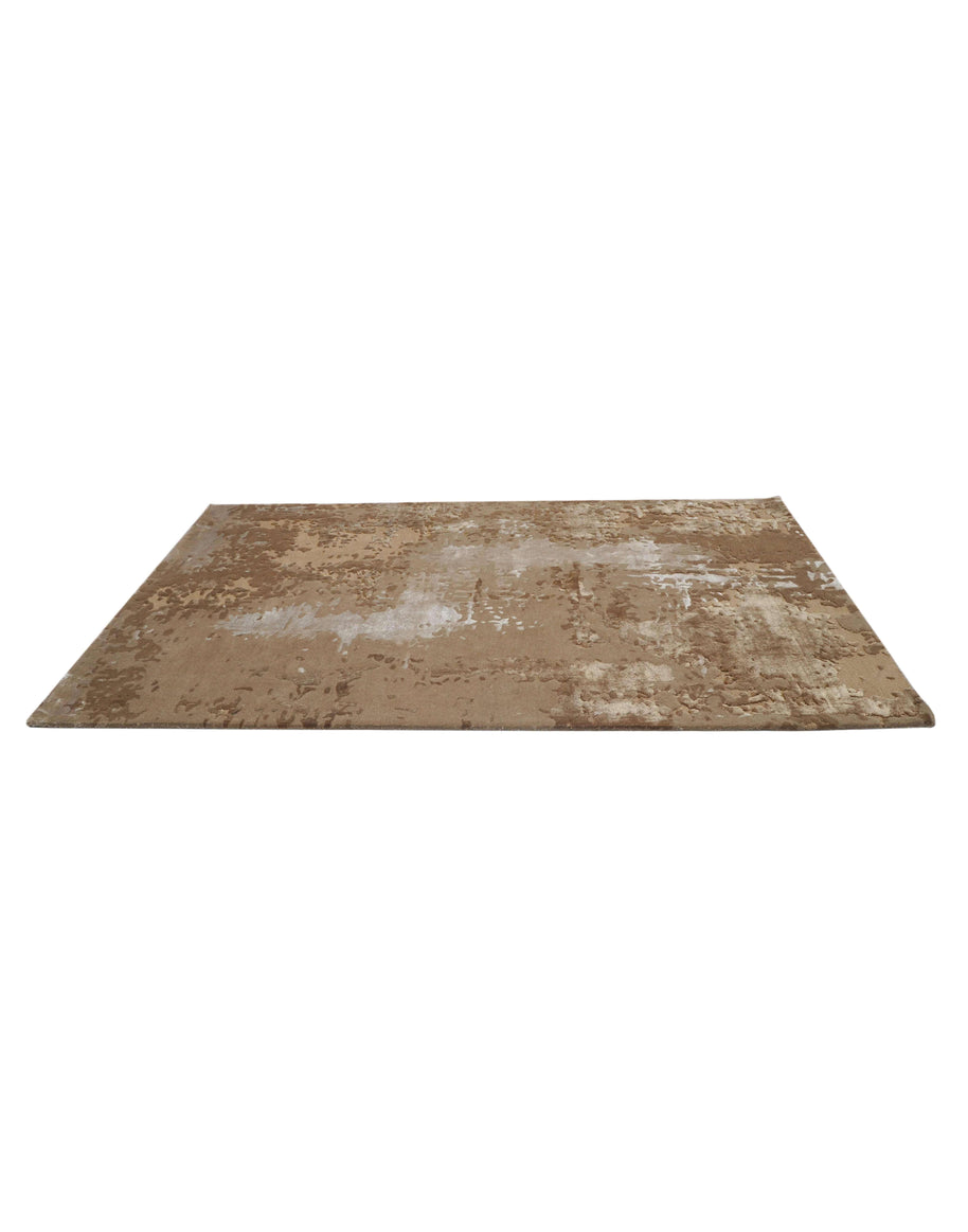 B R O N T E luxury handmade rug by Cherom in beige New Zealand wool.