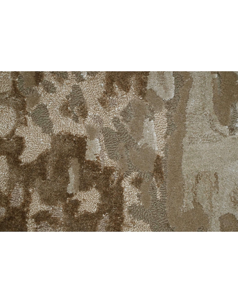 P A L E R M O luxury handmade rug by Cherom in warm beige and taupe, made of New Zealand wool.
