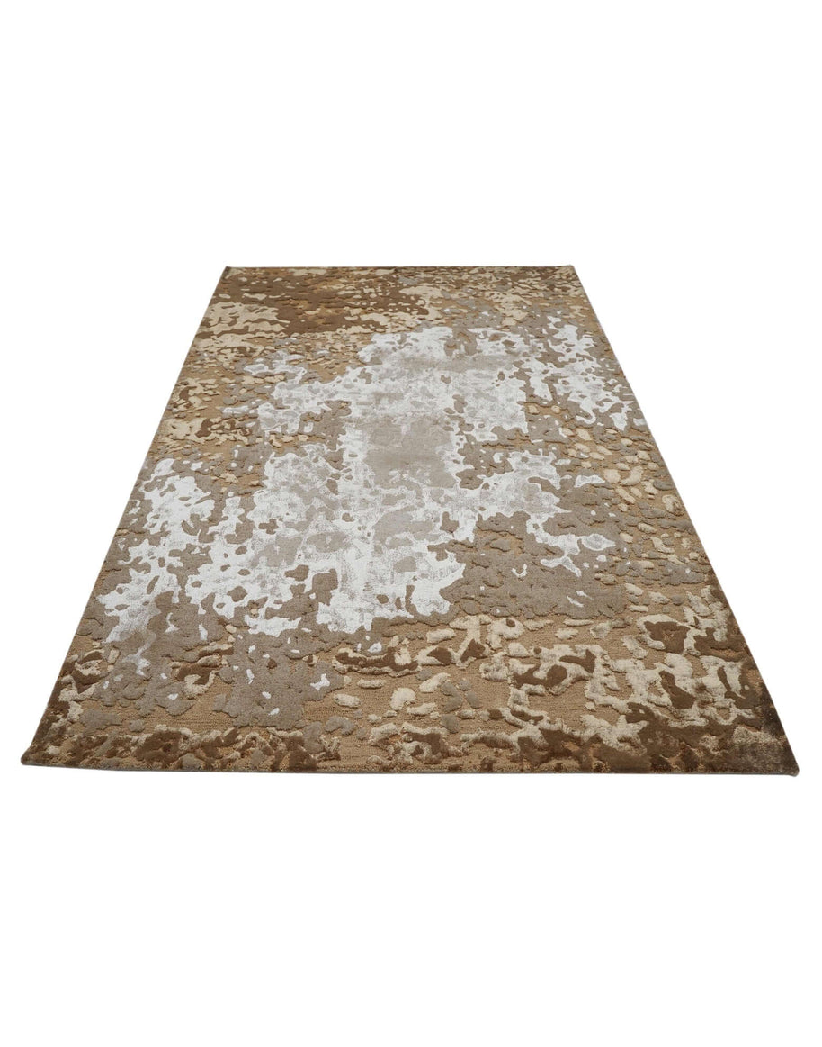 C A R M E L luxury handmade rug by Cherom in New Zealand wool, featuring bronze and taupe tones.