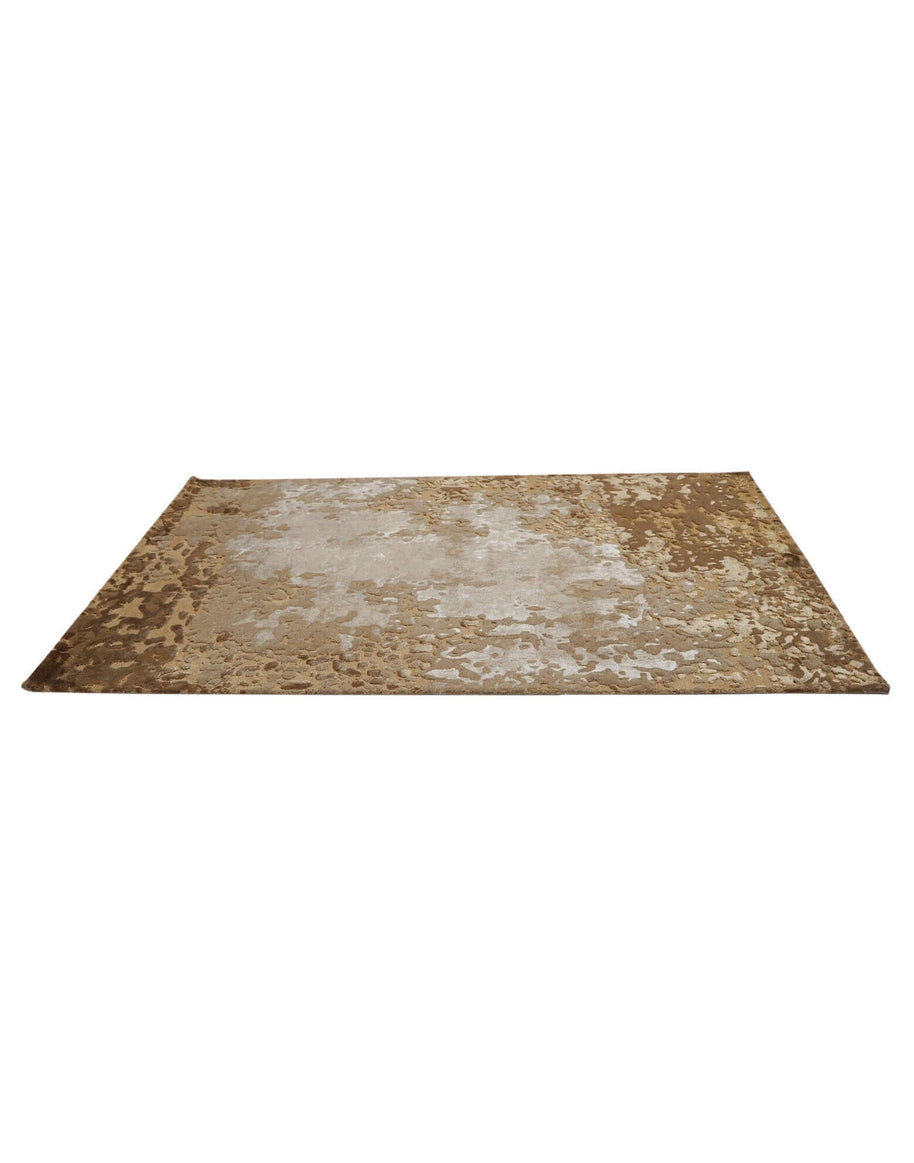 C A R M E L luxury handmade rug by Cherom in bronze and beige New Zealand wool.