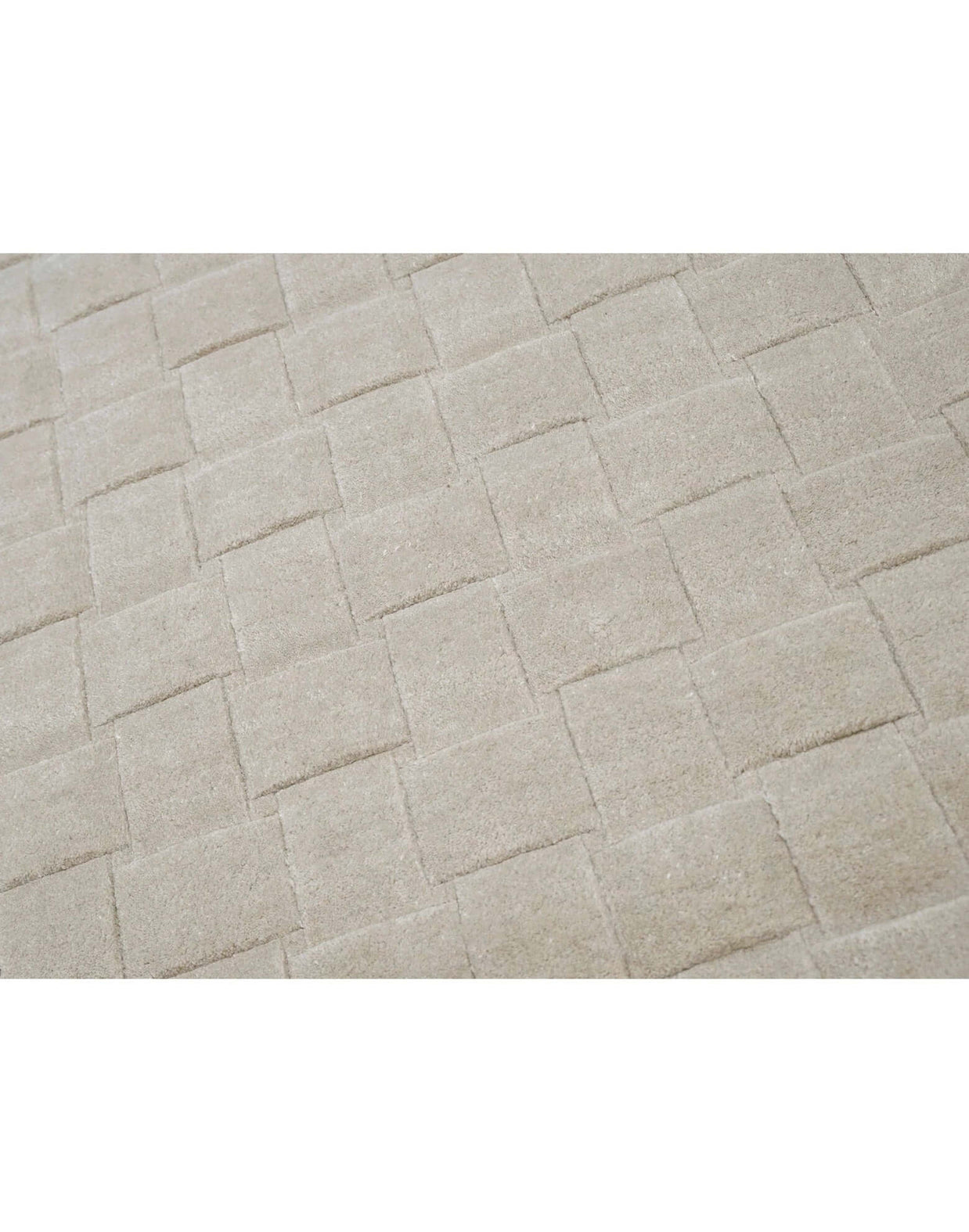 S C U L P T E D - B A S K E T W E A V E