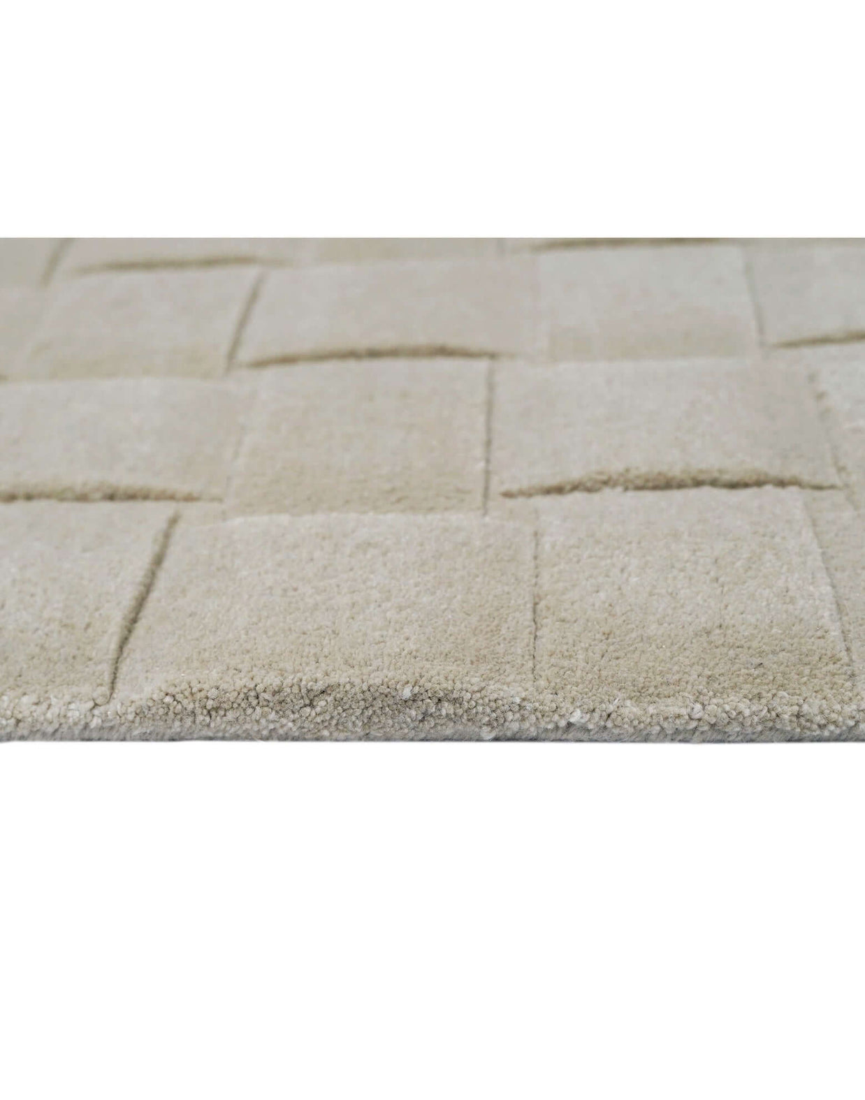 S C U L P T E D - B A S K E T W E A V E