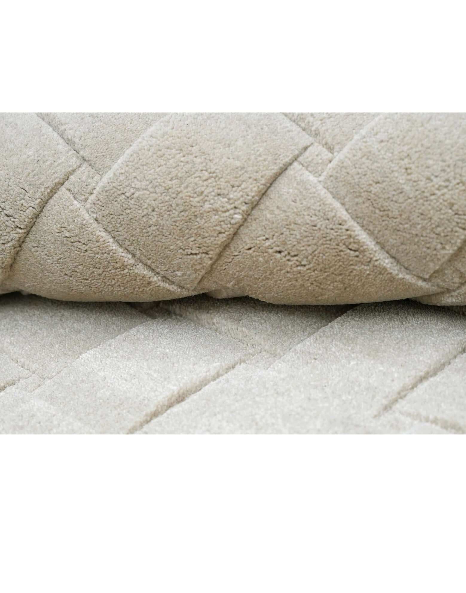 S C U L P T E D - B A S K E T W E A V E