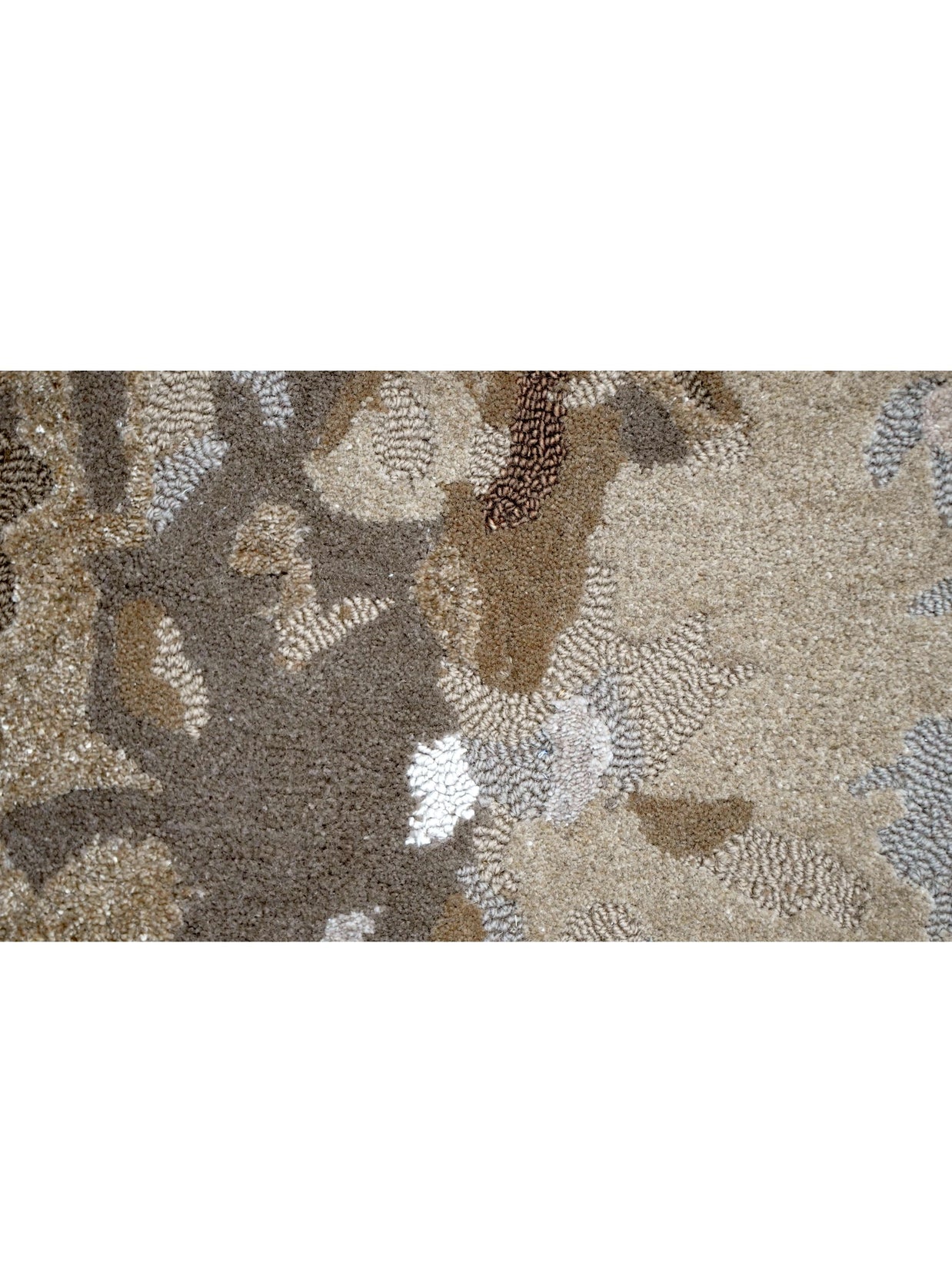 A M A R A luxury handmade rug by Cherom, beige and brown, New Zealand wool, contemporary design.