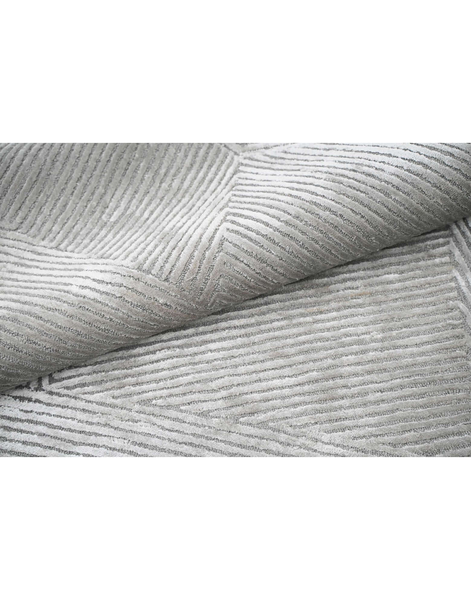 C O N T O U R - T E S S A R A