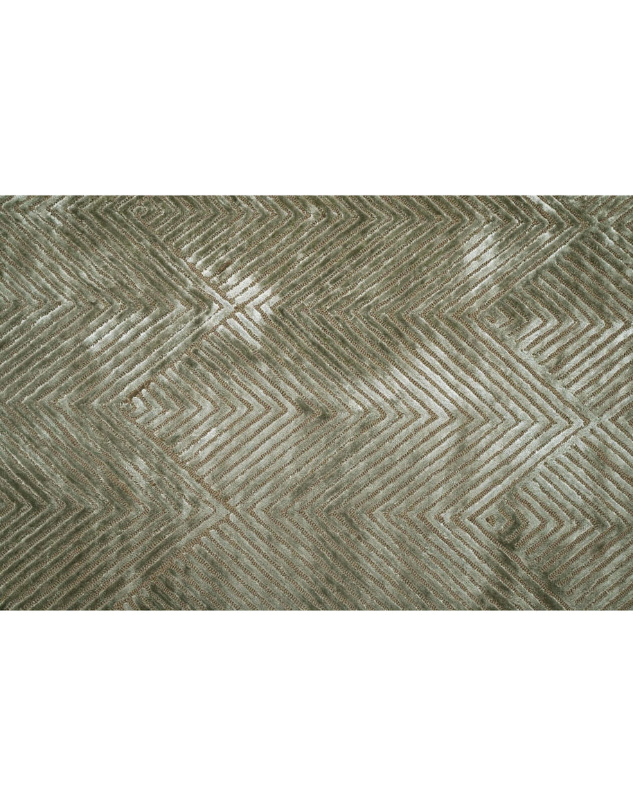 C O N T O U R - V I R E O luxury handmade rug by Cherom in muted green New Zealand wool with a contemporary design.
