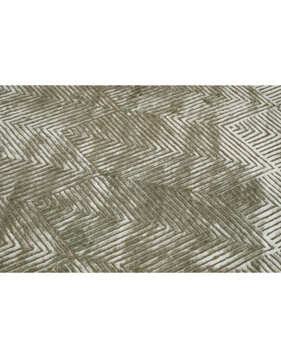 C O N T O U R - V I R E O luxury handmade rug by Cherom in muted green New Zealand wool.