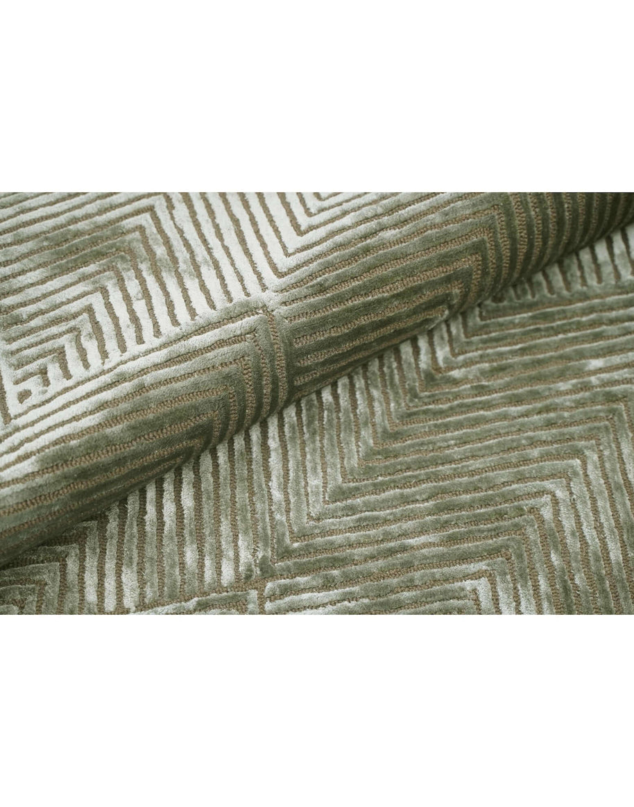 C O N T O U R - V I R E O luxury handmade rug by Cherom, green and beige New Zealand wool, contemporary design.
