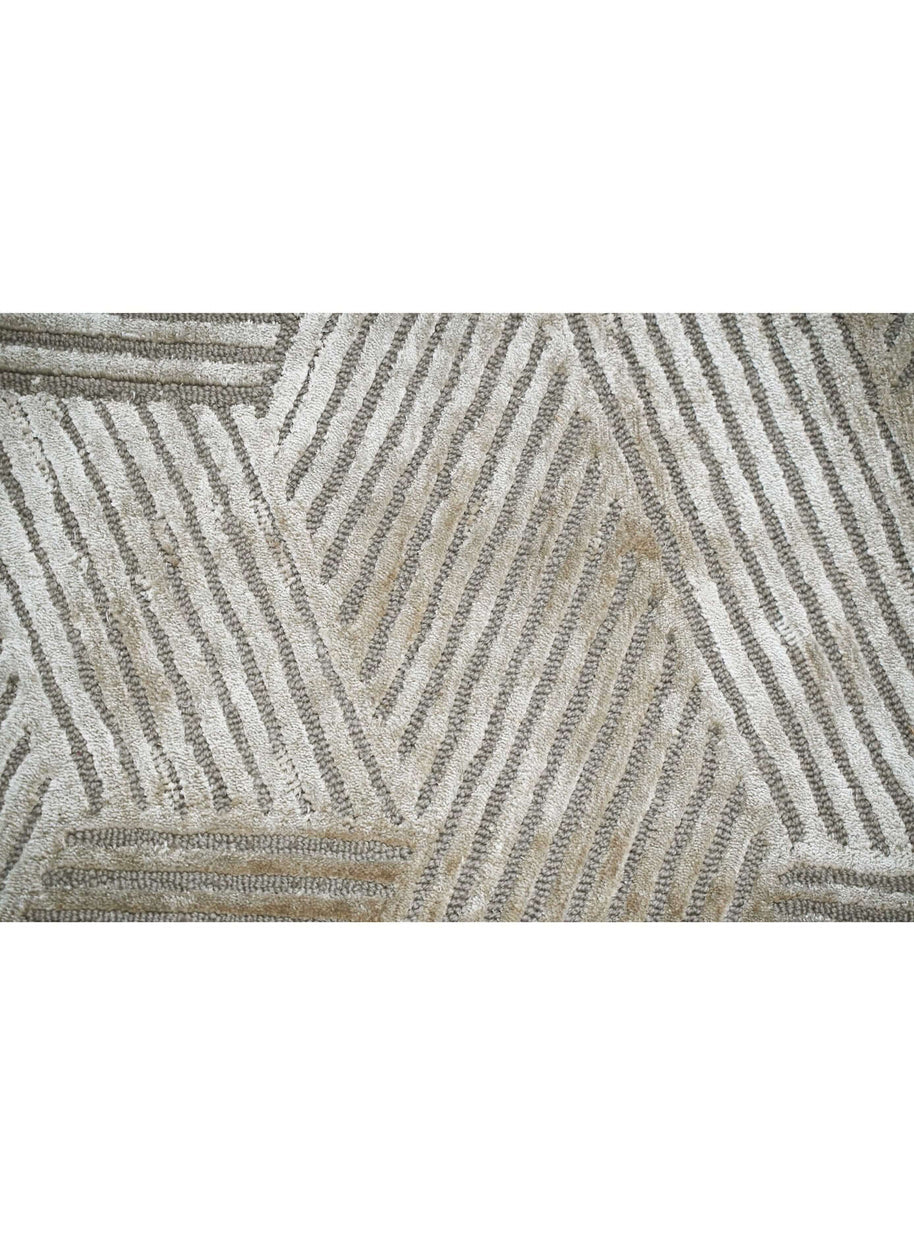 C O N T O U R - L A T T I C E luxury handmade rug by Cherom in beige New Zealand wool contemporary design.