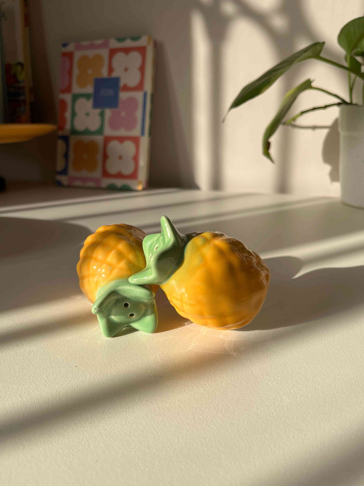Ananas Salt & Pepper Shakers - Single Pair