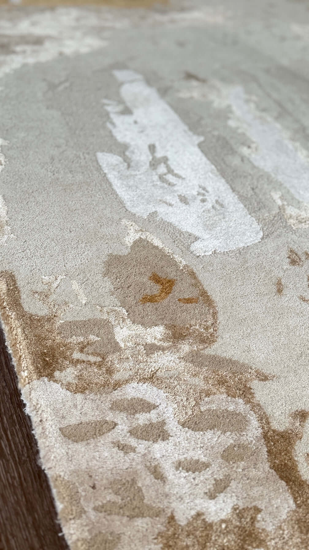 L U M E T luxury handmade rug by Cherom, neutral New Zealand wool, modern contemporary design.