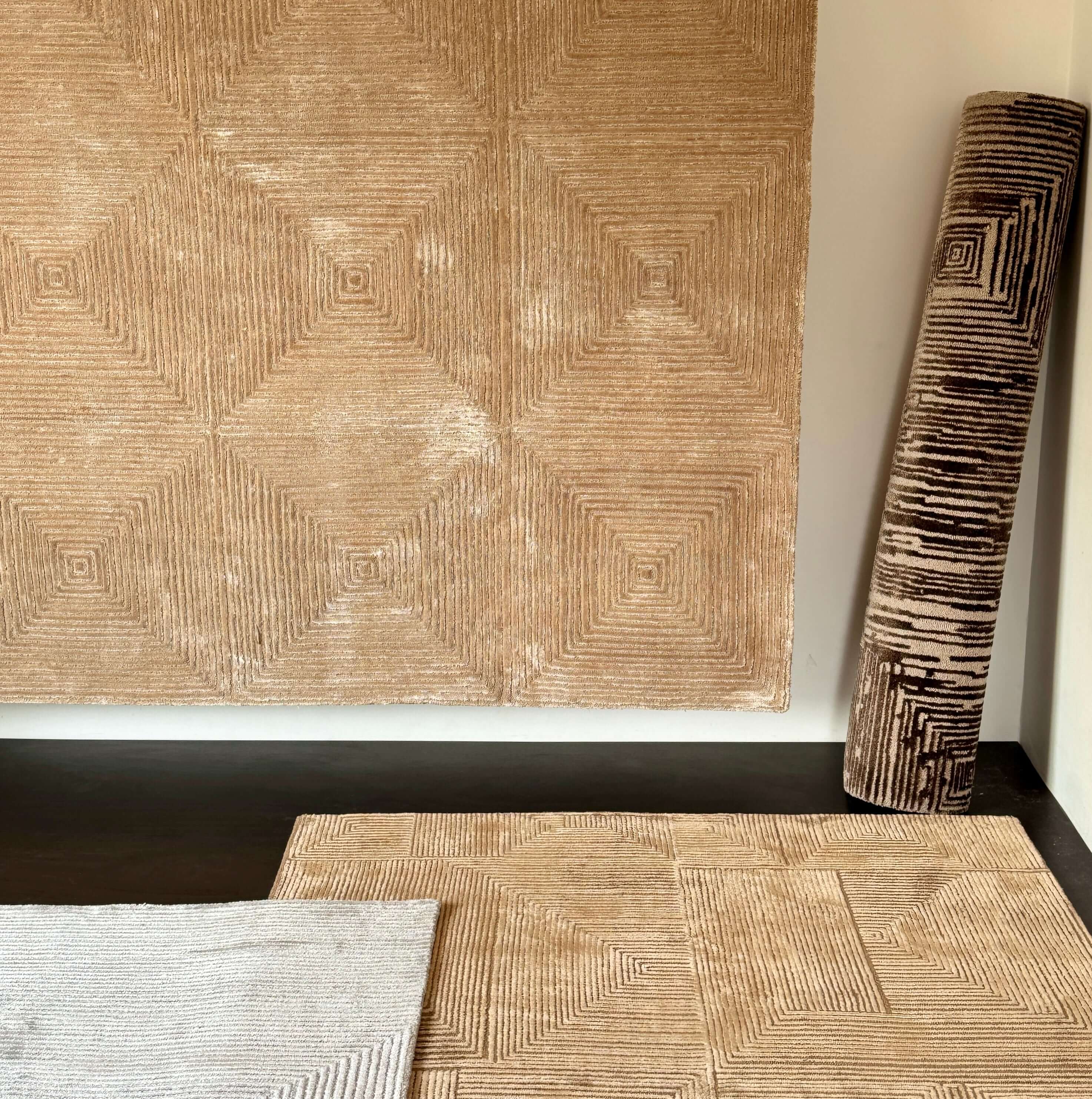 C O N T O U R - C A R A luxury handmade rug by Cherom in New Zealand wool, featuring geometric patterns in neutral tones.