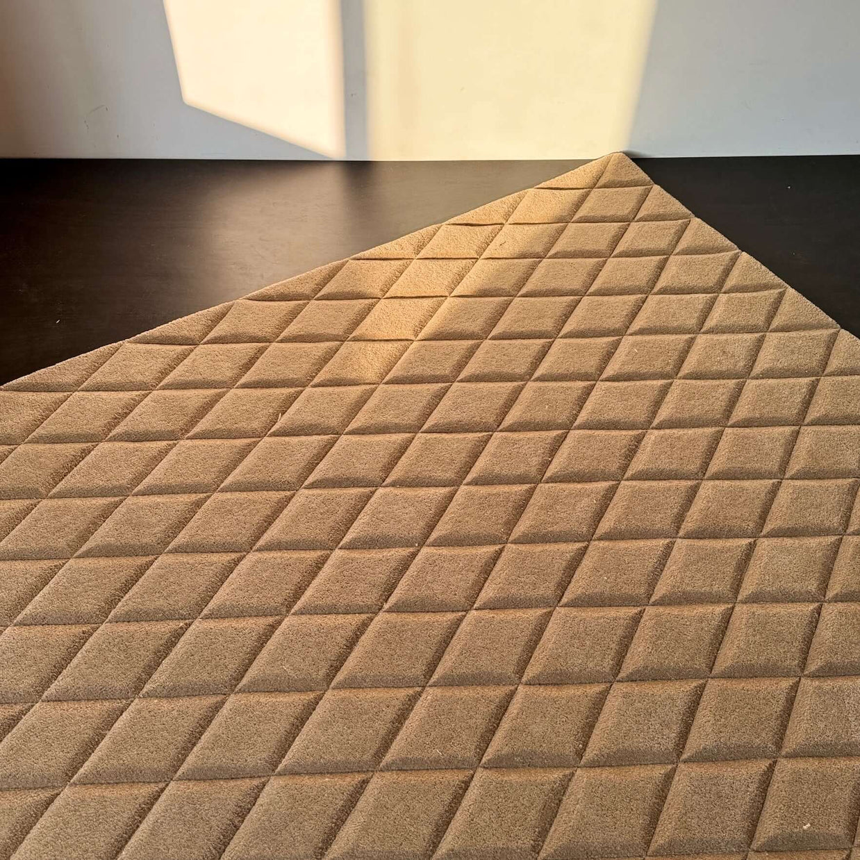 S C U L P T E D - D I A M O N D