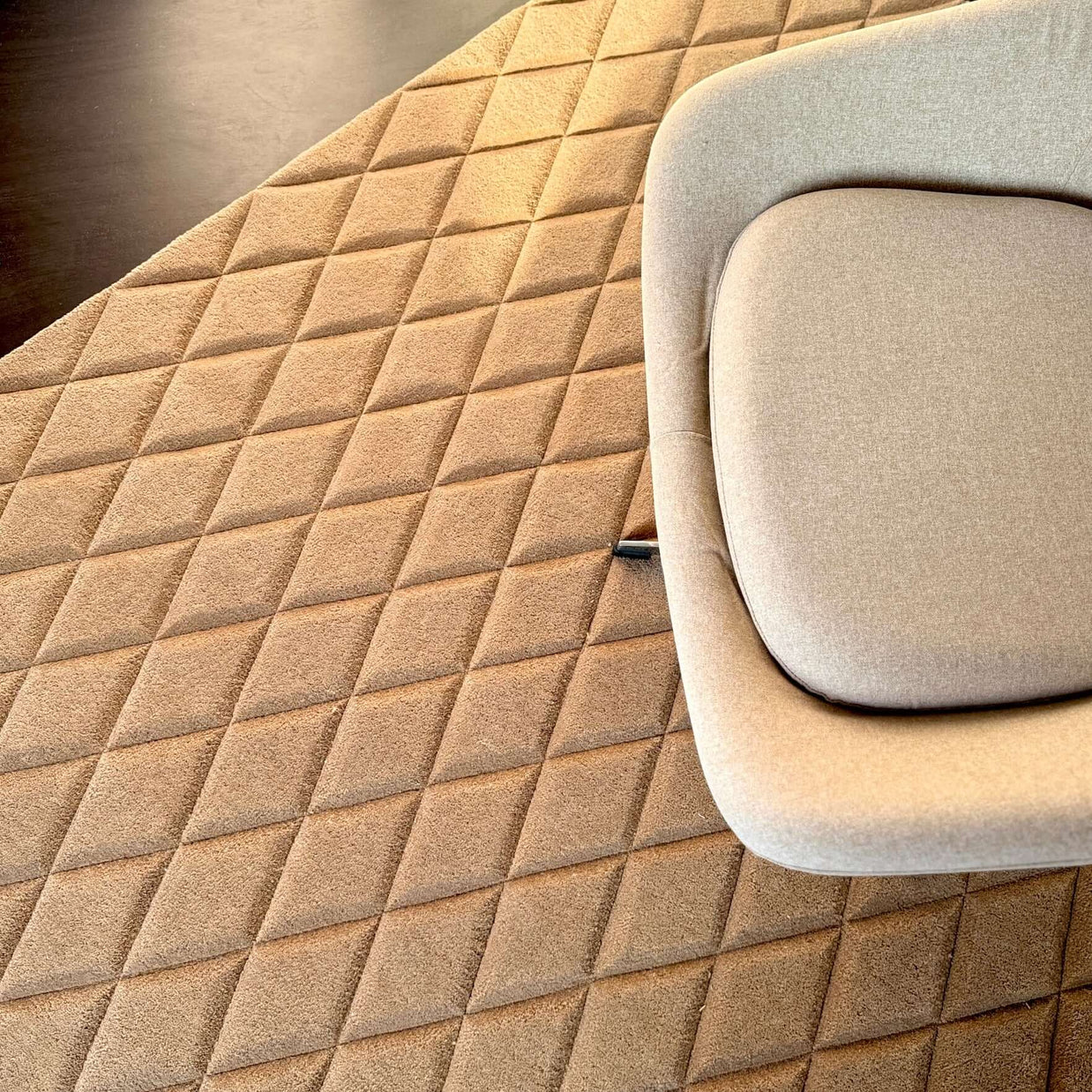 S C U L P T E D - D I A M O N D