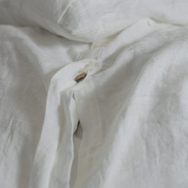White duvet cover set