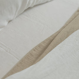 White bedset