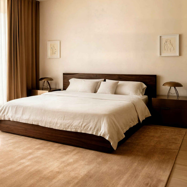 Plush Wool Rug / Camel