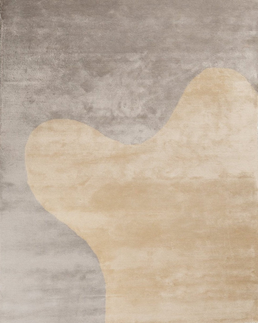 rugberry-nasai-silk-rug-pale-grey-4