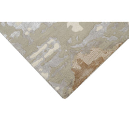 T A O S luxury handmade rug by Cherom in soft beige, ivory, muted grey, made of New Zealand wool.
