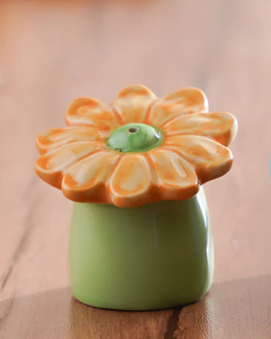 Mahi- Salt and Pepper Shakers (Flower and Watering Can)