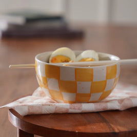 Ela- Ramen/Noodle Bowl with chopstick holder