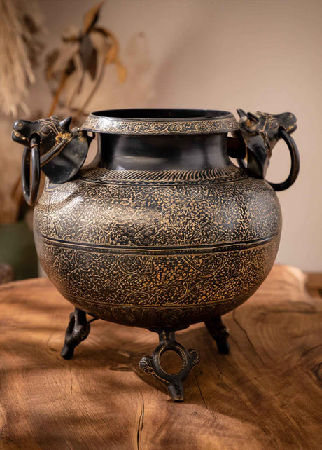 Gau-Mukh Vessel