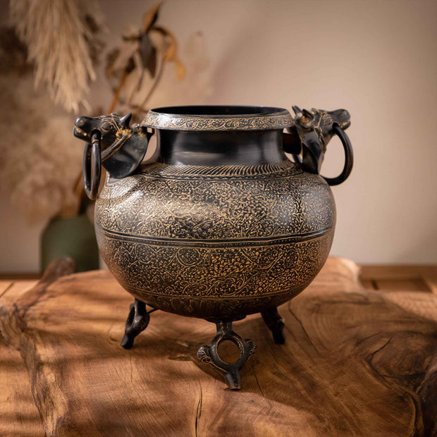 Gau-Mukh Vessel