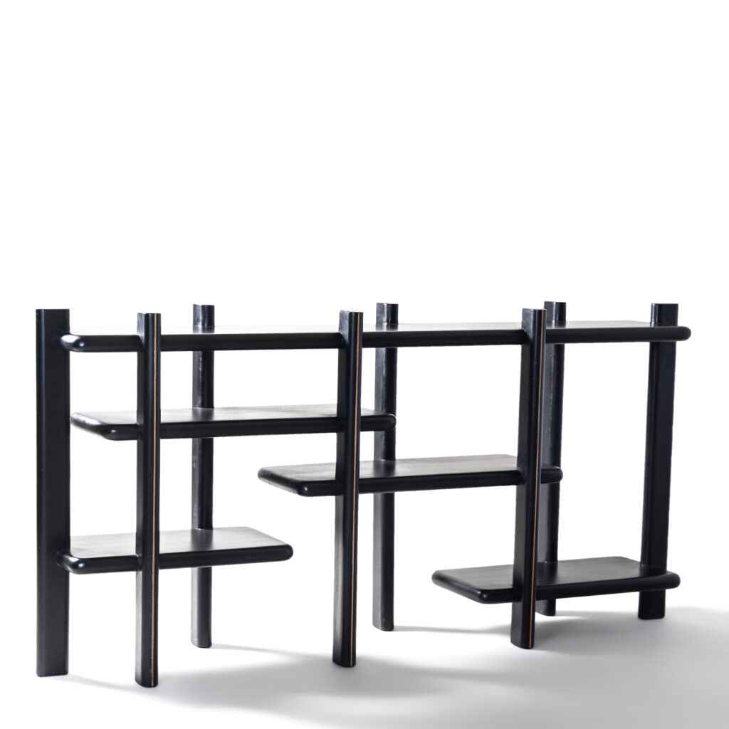 Between The Lines Console - I MEAN DESIGN