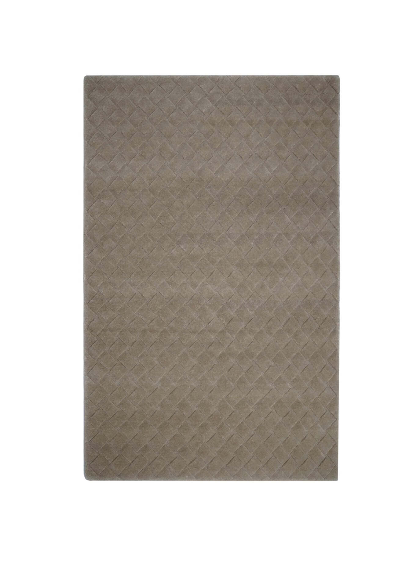 S C U L P T E D - K N I T