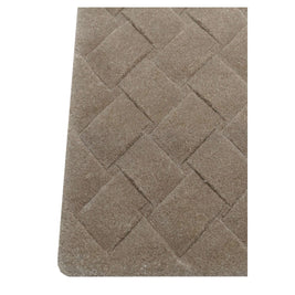 S C U L P T E D - K N I T