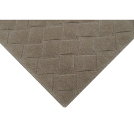 S C U L P T E D - K N I T