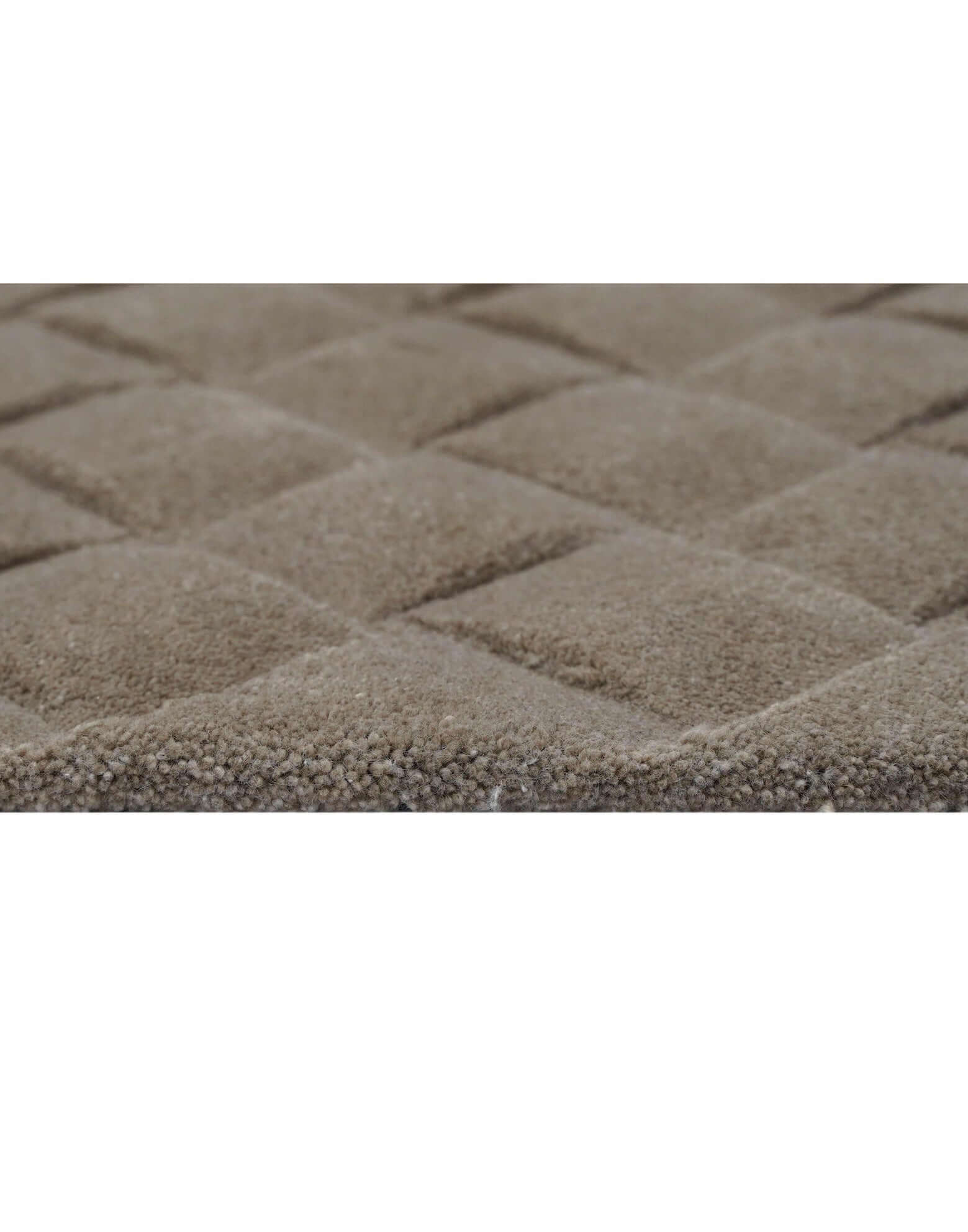 S C U L P T E D - K N I T