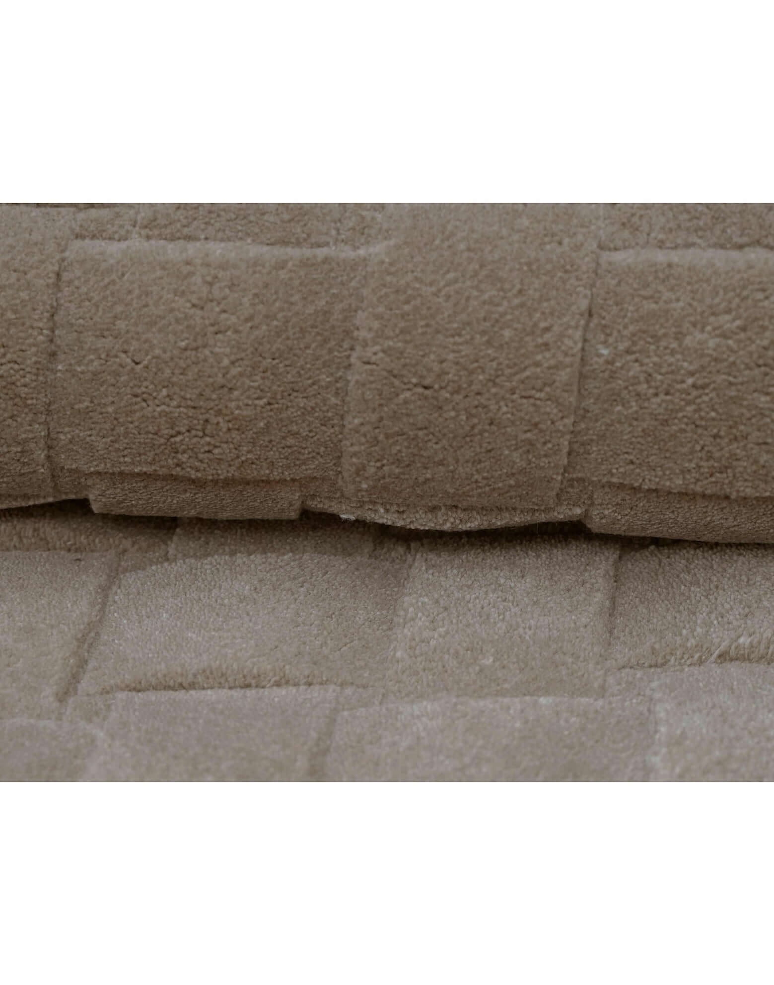 S C U L P T E D - K N I T