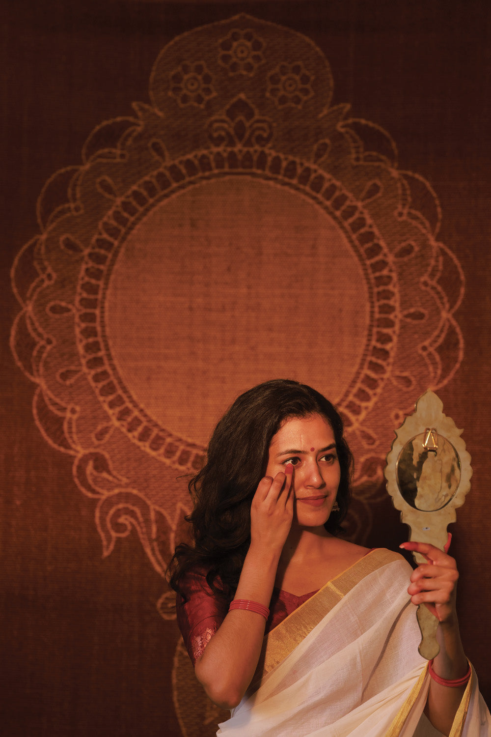 Aranmula Kannadi Maroon & Gold Sisal 5x8 feet Rectangle Rug