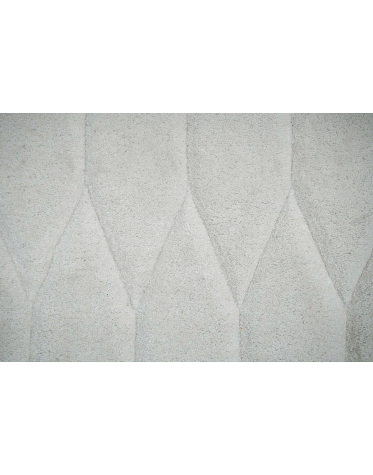 S C U L P T E D - H O N E Y C O M B