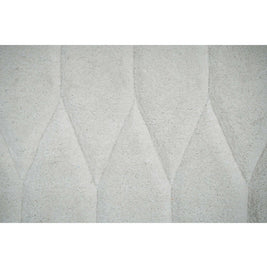 S C U L P T E D - H O N E Y C O M B