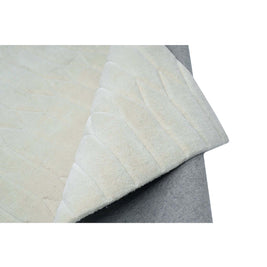 S C U L P T E D - H O N E Y C O M B