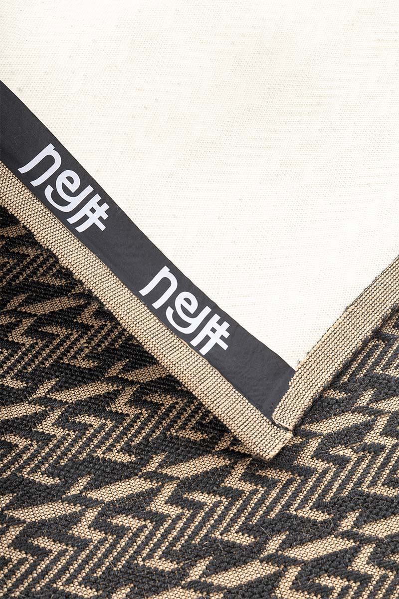 Zig Zag Echo Black natural Jute 6x9 feet Rectangle Rug - I MEAN DESIGN