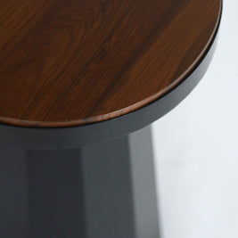Slip Side Table Matte Black