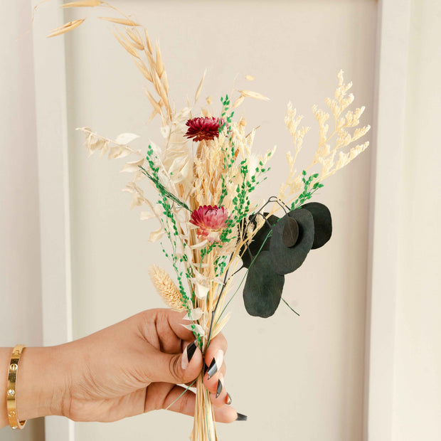 Crystal Bloom Clear Glass Vase with Dried Flowers | Modern Home Décor