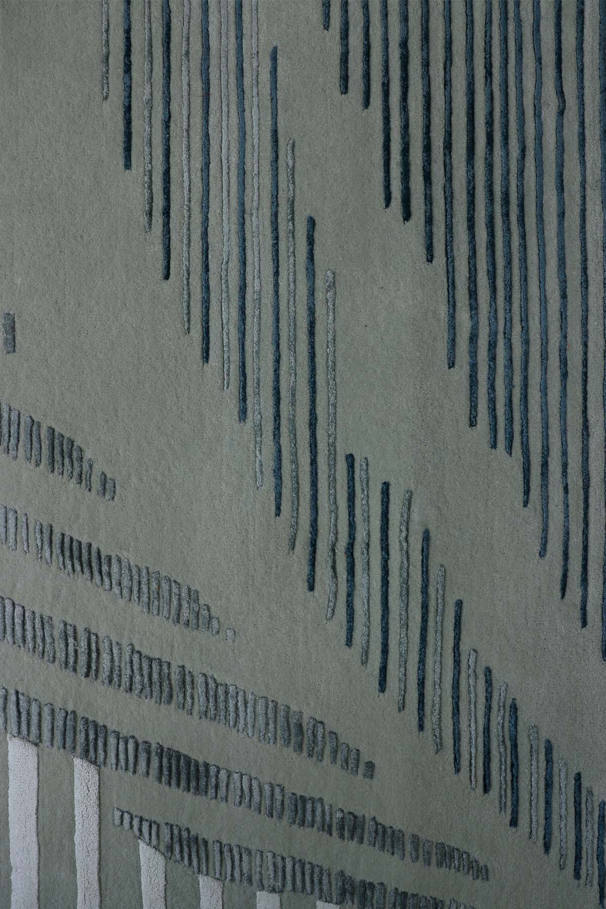 Skew Multicolour Wool Viscose 6x9 feet Rectangle Rug - I MEAN DESIGN