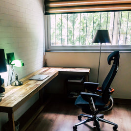 Classic Banker Style Desk Lamp - The Black Steel