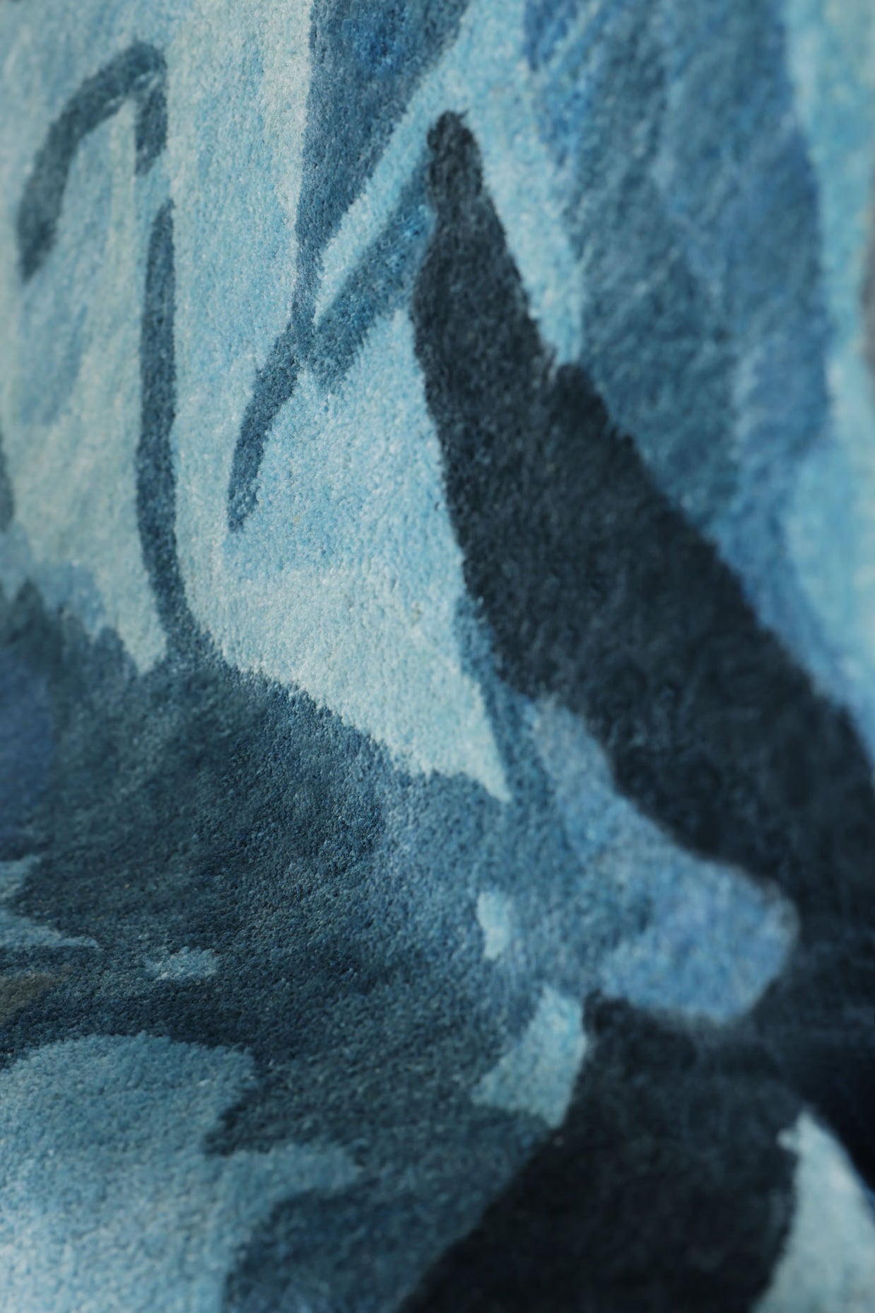 Reef Blue Bamboo Silk 4x6 feet Rectangle Rug - I MEAN DESIGN