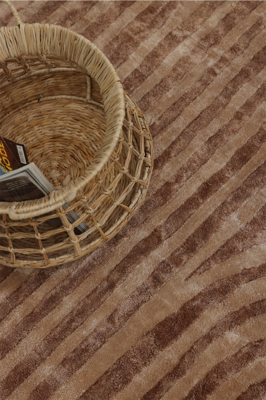 Cove Brown Bamboo Silk 5x8 feet Rectangle Rug - I MEAN DESIGN