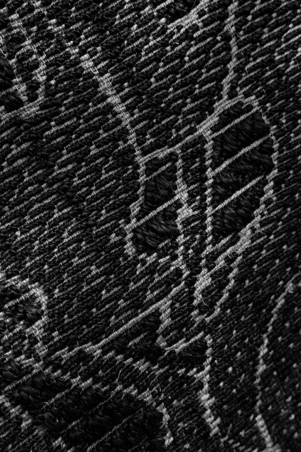 Surahi Black & Silver Sisal 6x9 feet Rectangle Rug - I MEAN DESIGN