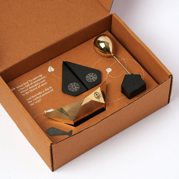 Pause & Play 2 - I MEAN DESIGN