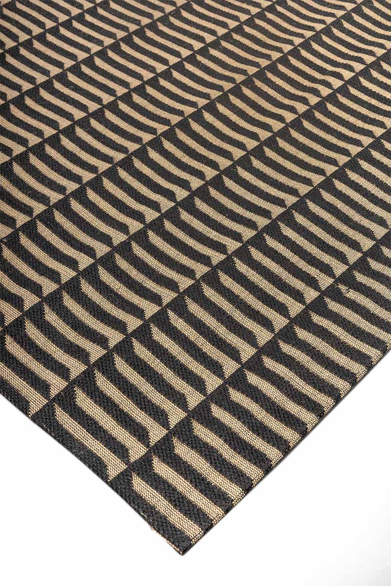 Zenith Black natural Jute 5x8 feet Rectangle Rug - I MEAN DESIGN