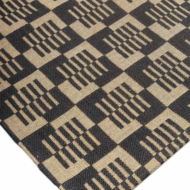 Optic Grid Black natural Jute 6x9 feet Rectangle Rug - I MEAN DESIGN