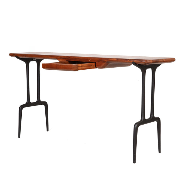 Pitchfork Desk - I MEAN DESIGN